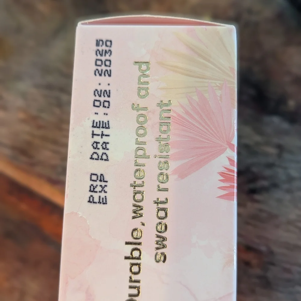 KEVIN AND COCO Liquid Blush NIB
